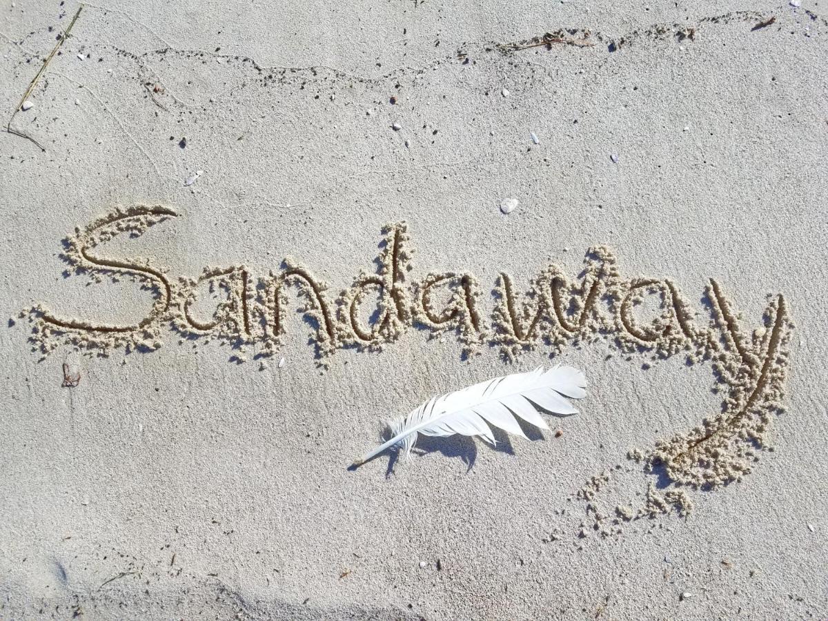 Sandaway Suites & Beach Oxford Екстер'єр фото